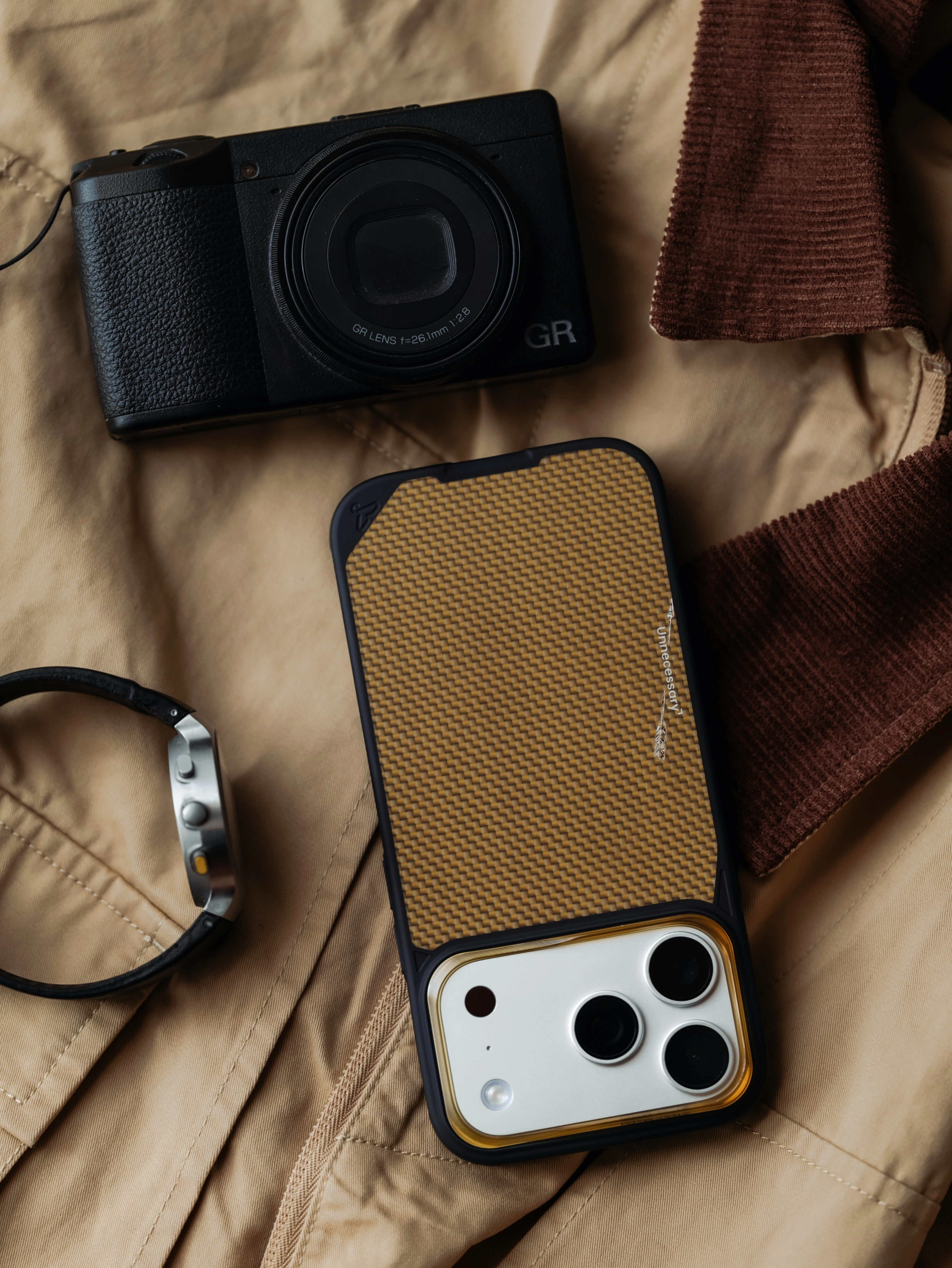 Electronics & Accessories
